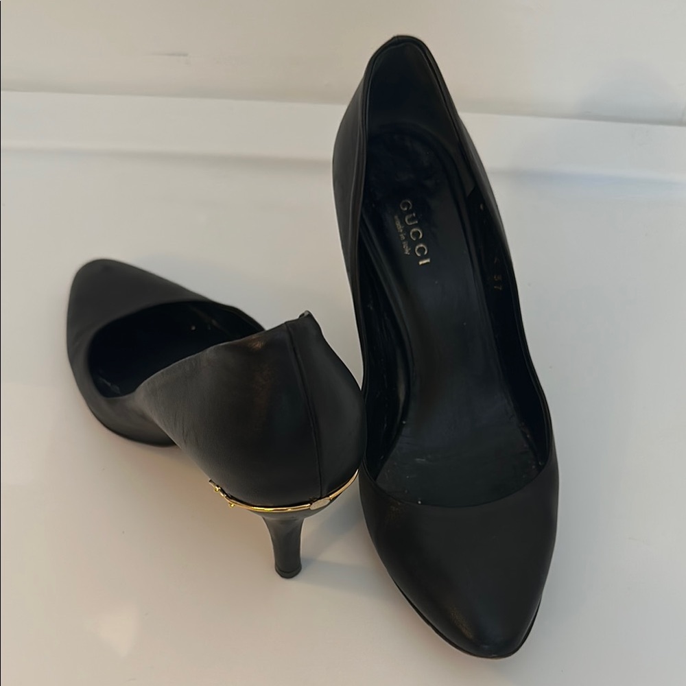 Gucci Black Classic Heels with Kitten Heel